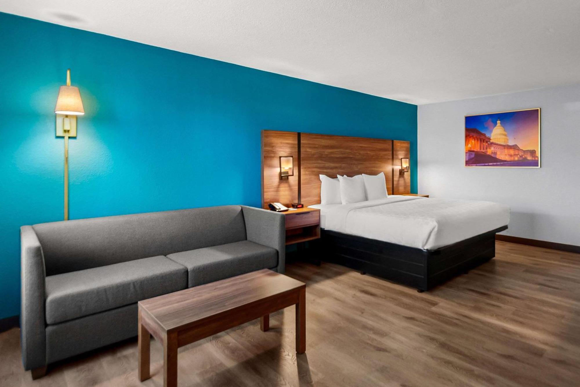Clarion Inn Falls Church-Arlington Extérieur photo