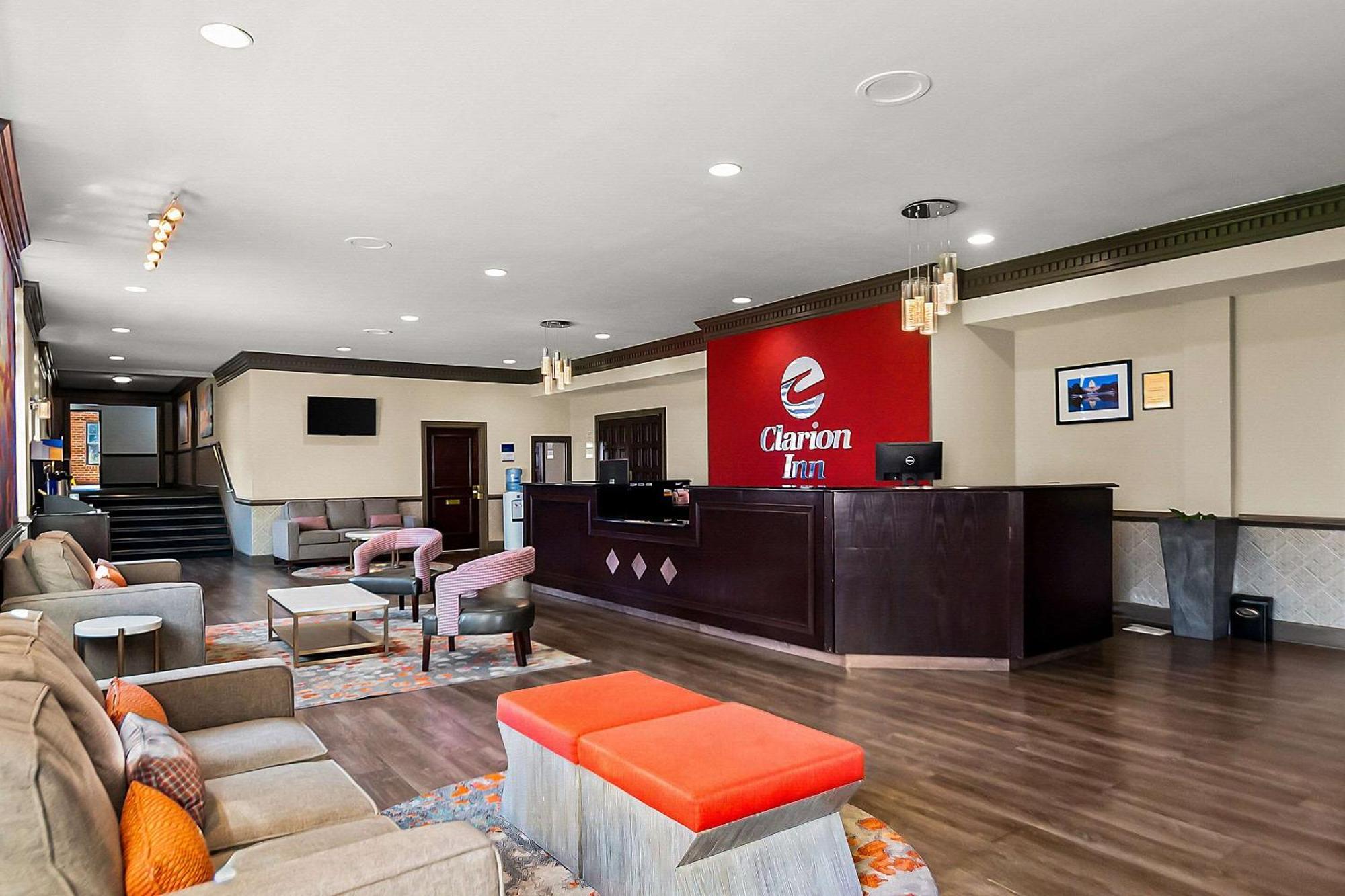 Clarion Inn Falls Church-Arlington Extérieur photo