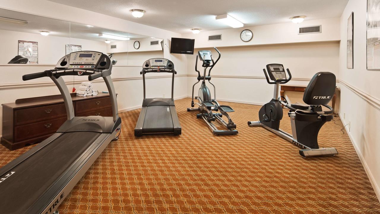 Clarion Inn Falls Church-Arlington Extérieur photo