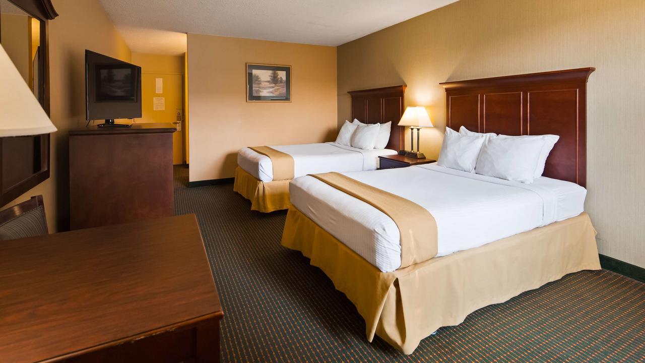 Clarion Inn Falls Church-Arlington Extérieur photo